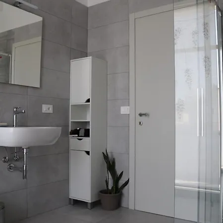 Du' Passi Dal Centro أريتسو