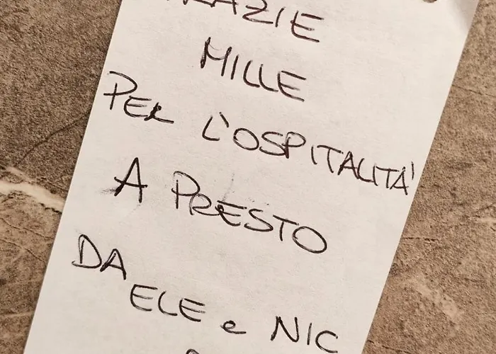 Konukevi Du' Passi Dal Centro Arezzo